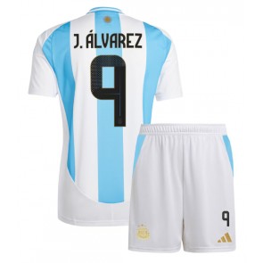 Billiga Argentina Julian Alvarez #9 Hemmatröja Barn Copa America 2024 Kortärmad (+ Korta byxor)